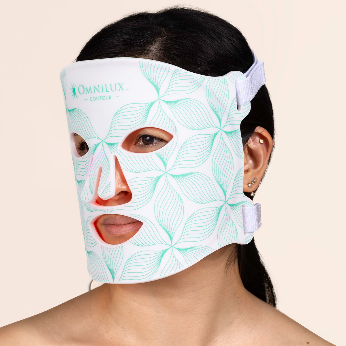 Spaderma_Web_Products_Omnilux_1200x1200_Product_2.jpg