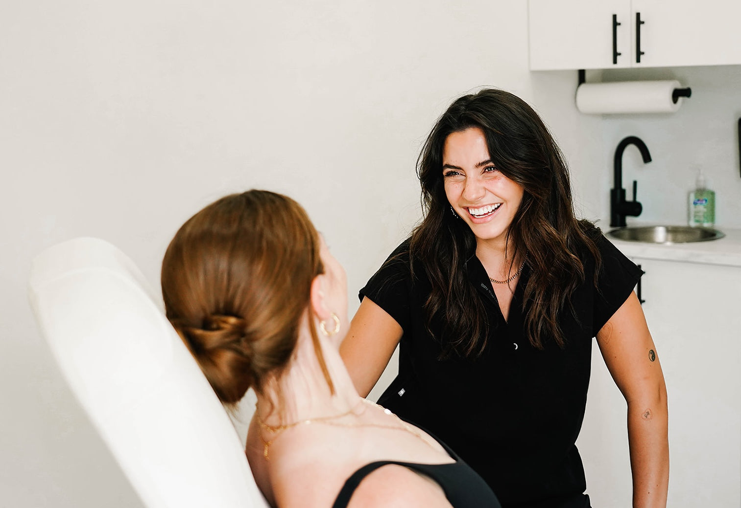 Your Guide to Summer-Safe Skin Treatments